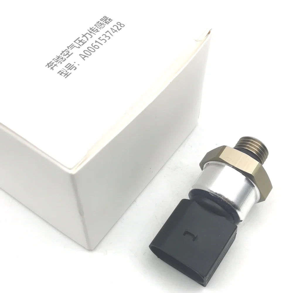 Mercedes-Benz Truck Pressure Sensor A0061537428
